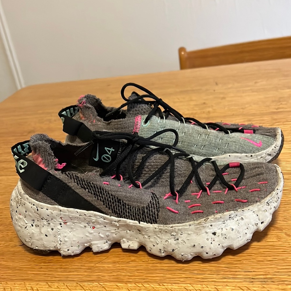 Nike Space Hippies 04